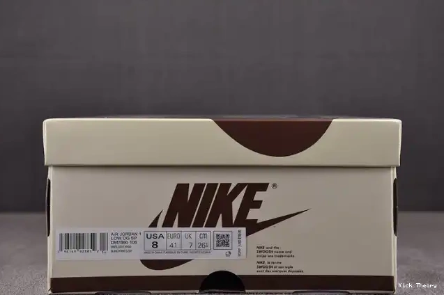 Kicked Out Shoe Store SP Scott Low x AJ 1 OG Travis DM7866-106 0607